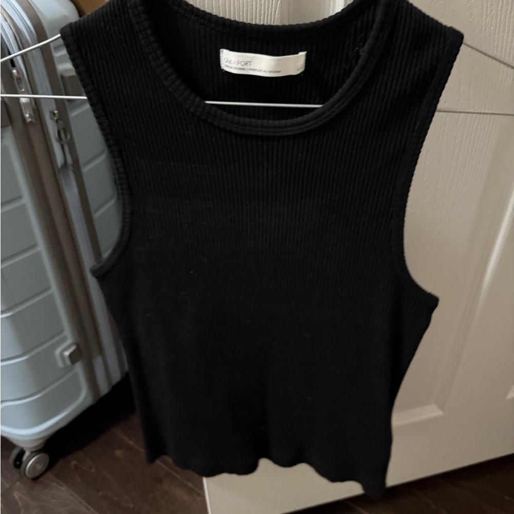OAK + FORT Black Ribbed Fitted Tank Top